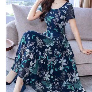 Forever 21 Blue Floral Dress